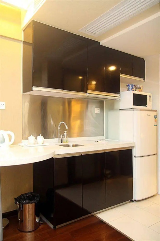 Private Enjoy Home Apartment (The New Pearl River Shore Apartment)