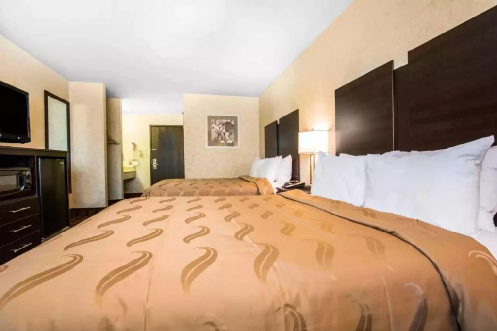 Quality Inn Monee I-57