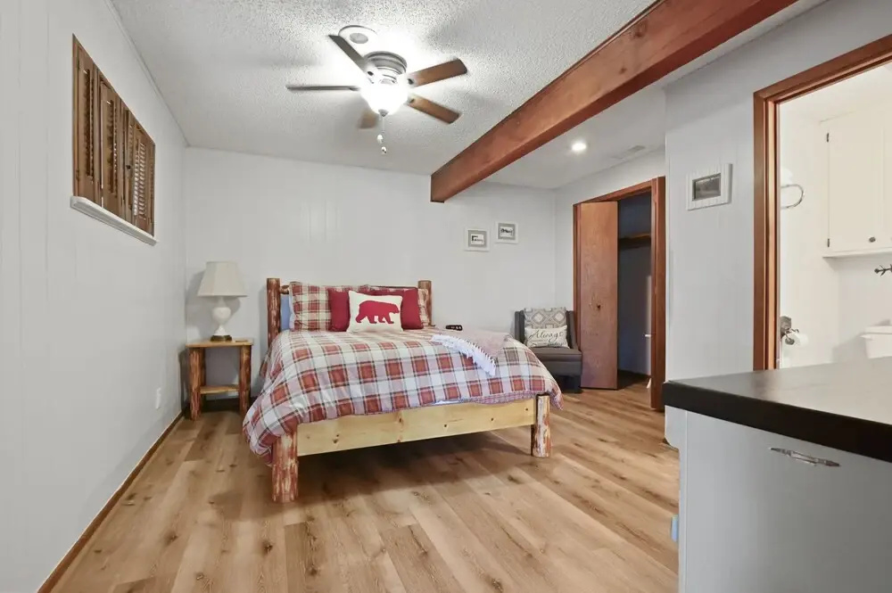 Hill Top Cottage - Dog Friendly 4 Bedroom Home by RedAwning