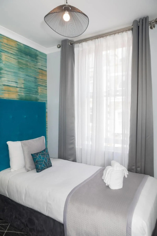 Paddington Park Hotel