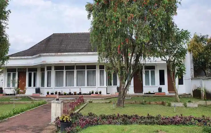 Oyo 90481 Vanda Guest House Batu