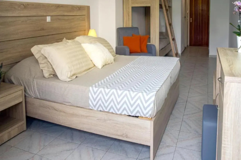 Отель Amira Rhodes