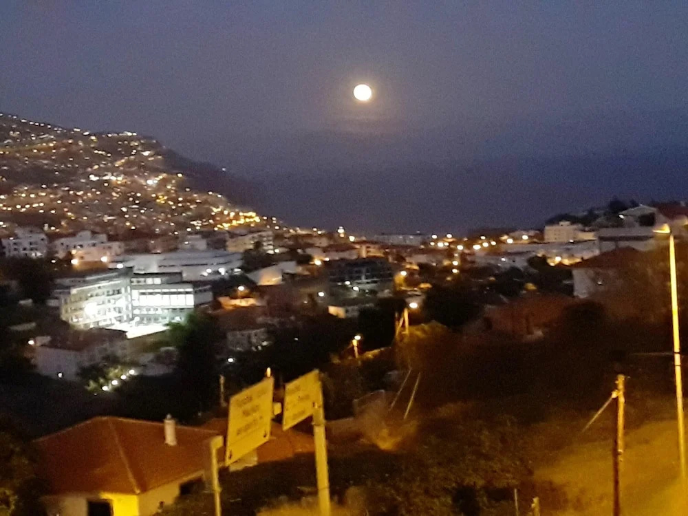 House with 4 Bedrooms in Funchal, with Wonderful Sea View, Terrace And Wifi - 4 Km From the Beach