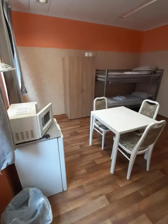 2-Rent Group Hostel Rooms&Apartments GKP2