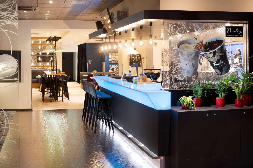 Отель Park Inn by Radisson Central Tallinn