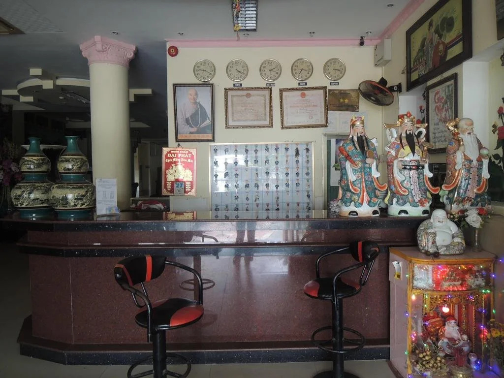Ngu Long Hotel