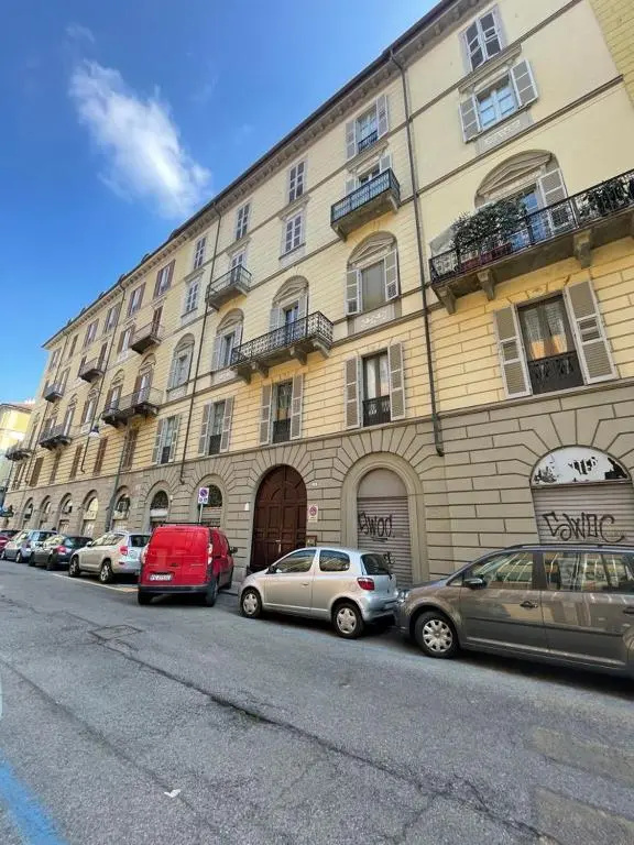 Centralissimo appartamento su due livelli "2"