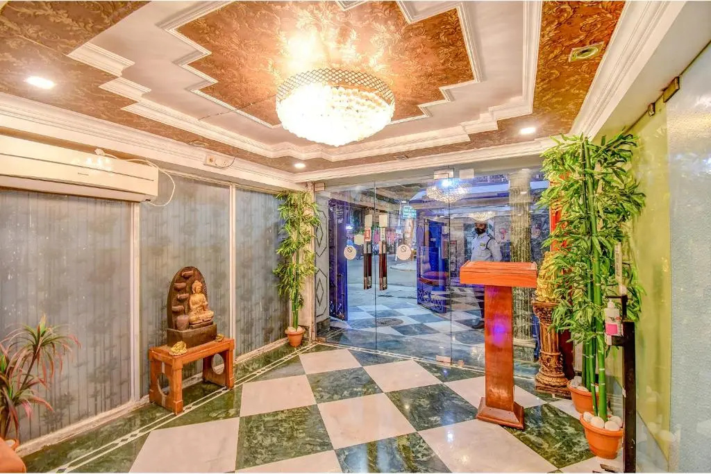 Fabhotel Panasia International