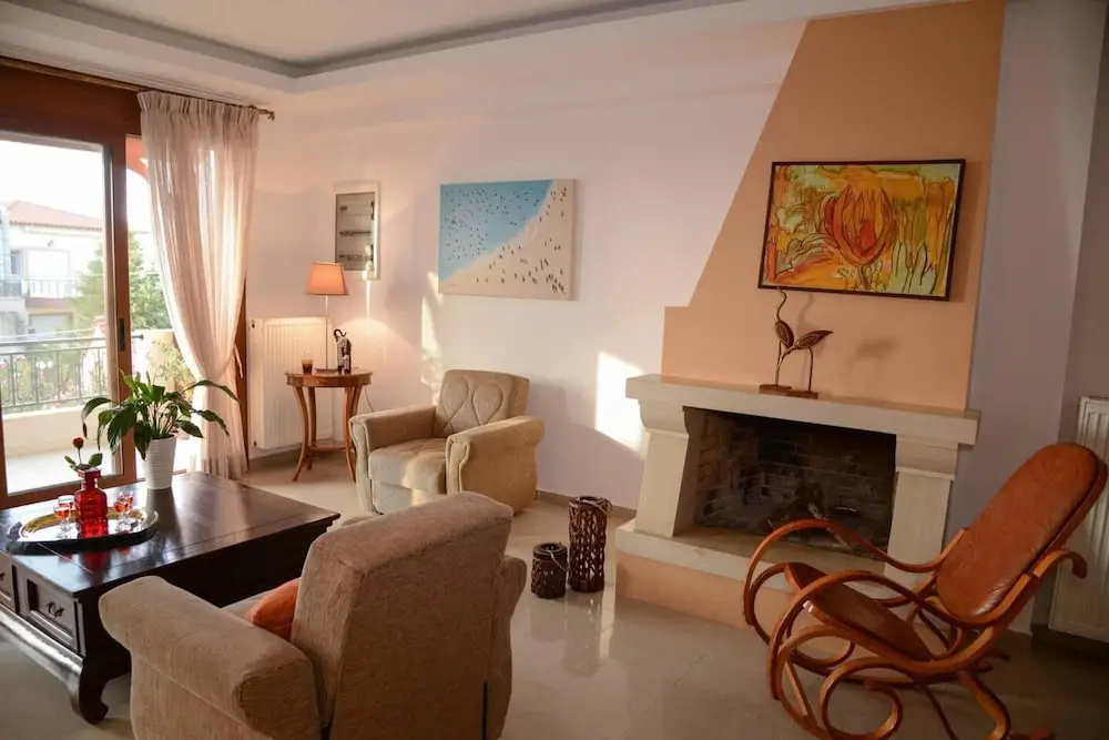 Spotless Apt in the Heart of Sisi