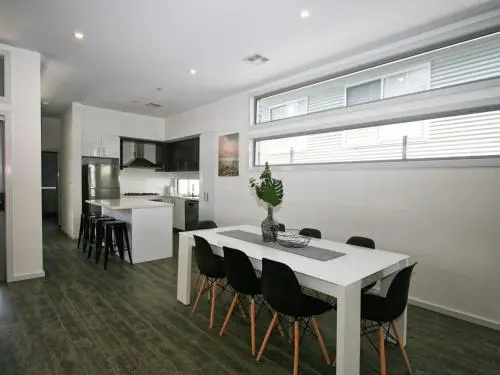 43B Twynam Street