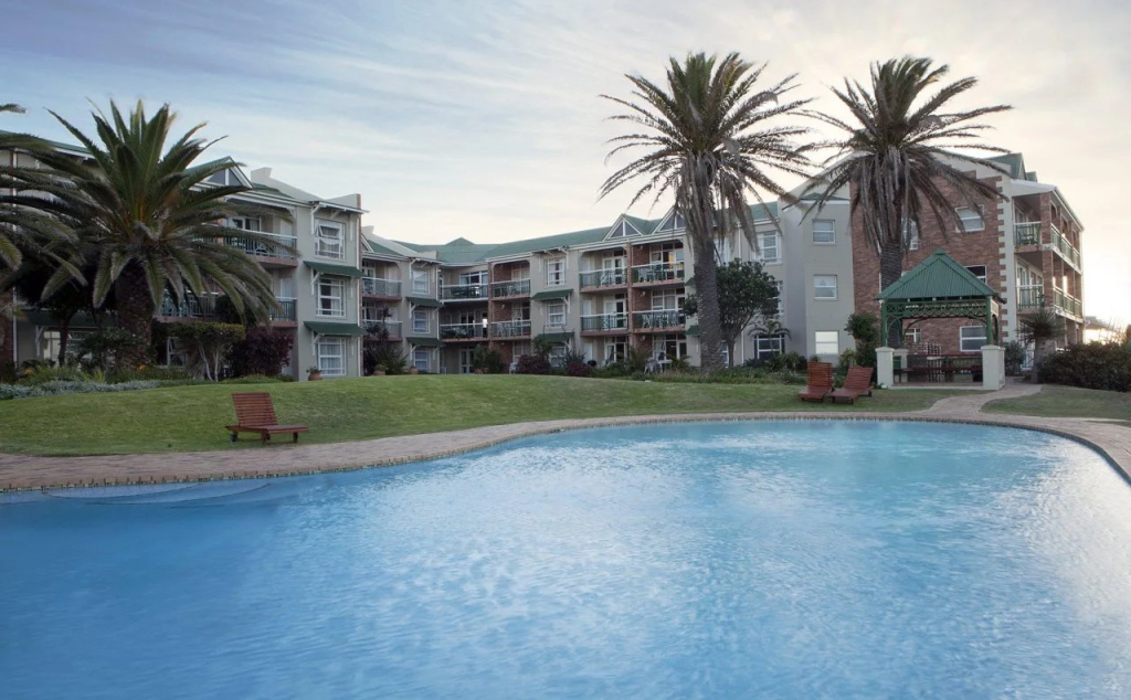 First Group Brookes Hill Suites