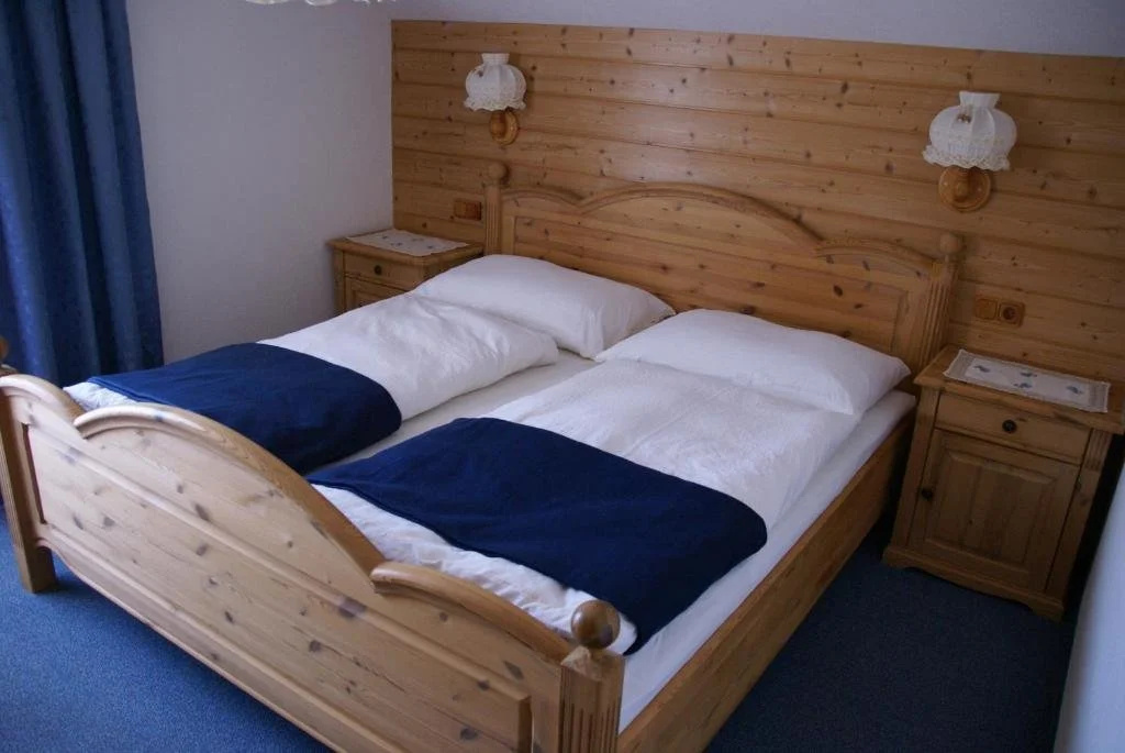Bio-Bauernhof Waldesruh mit Hofladen