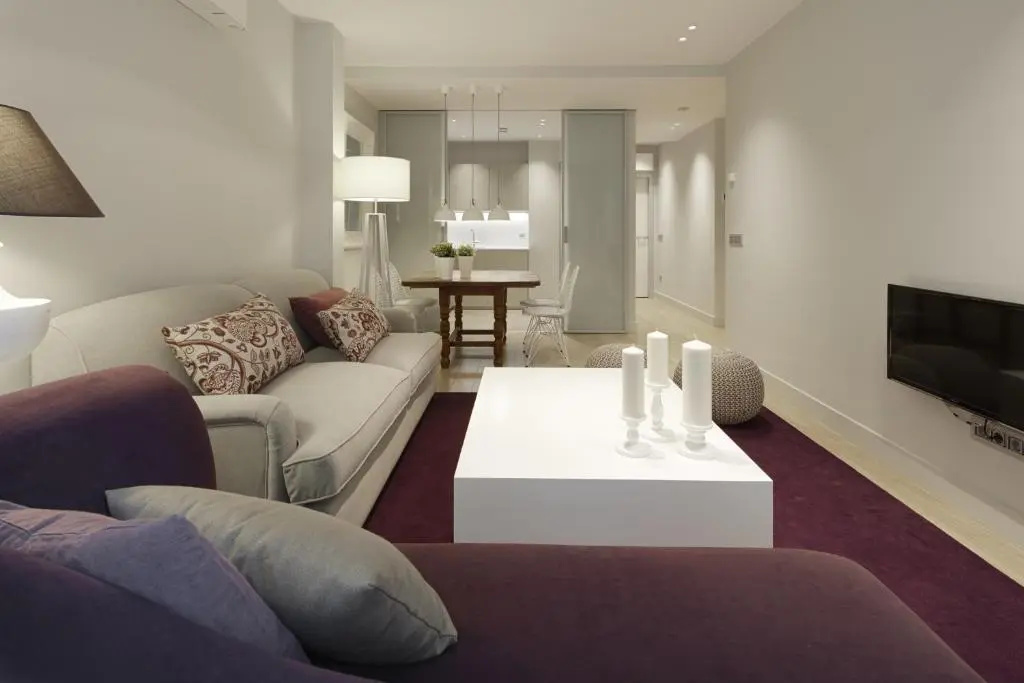 Easo Suite 7 Apartment by Feelfree Rentals
