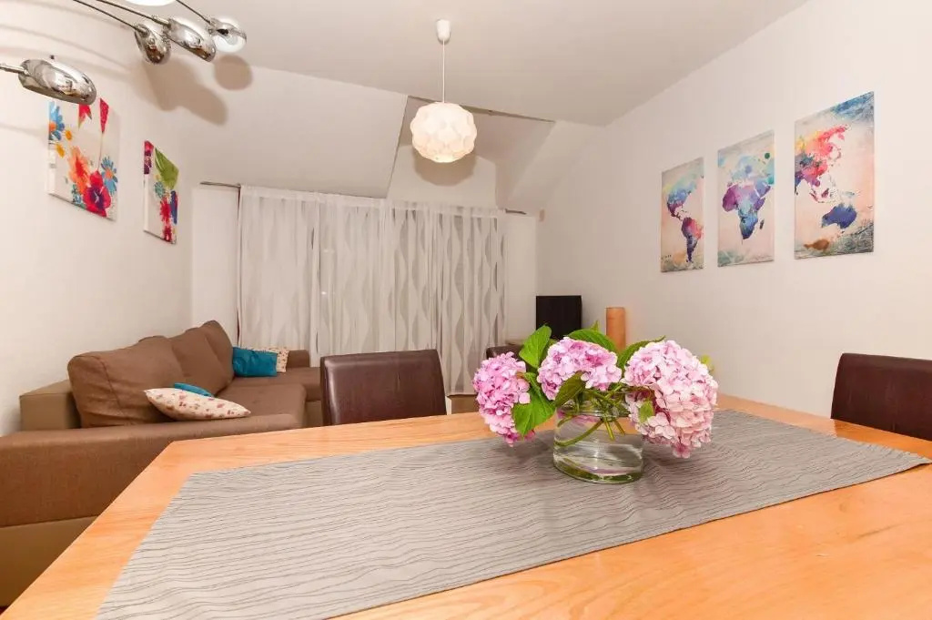 Apartment Marijo - 300m to beach
