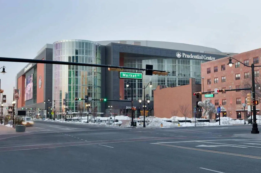 DoubleTree by Hilton Newark Penn Station, NJ