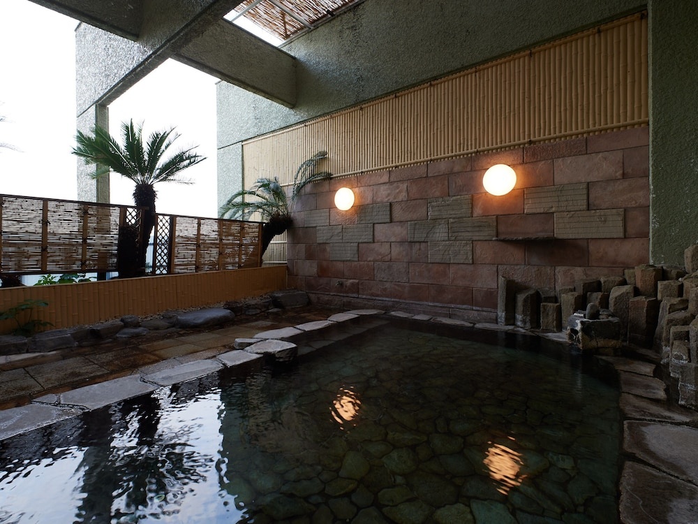 Izu Atagawa Onsen Hotel Gyokuryu