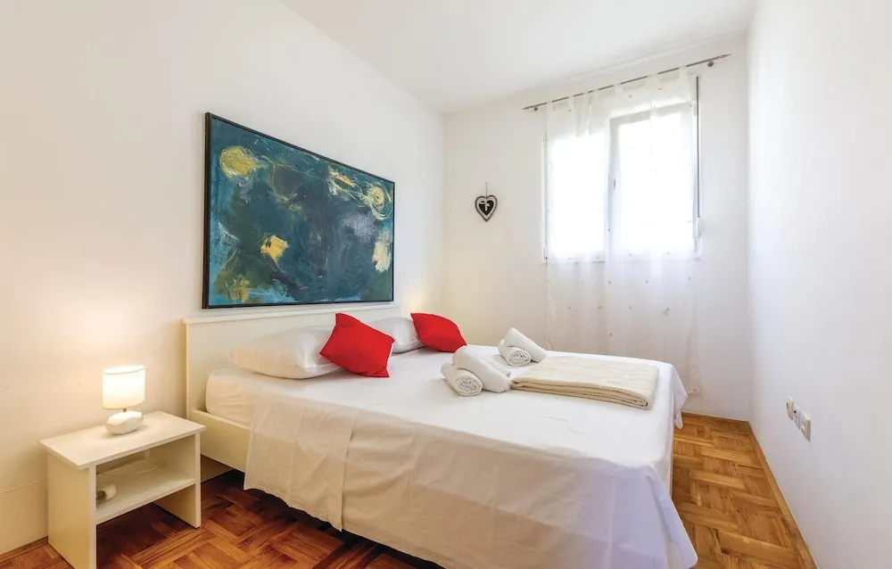 Holiday Home Kastel Luksic 12