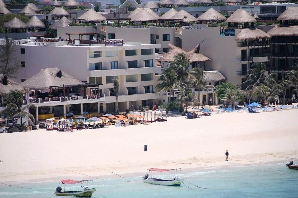 Ocean Plaza by Zamá Homes