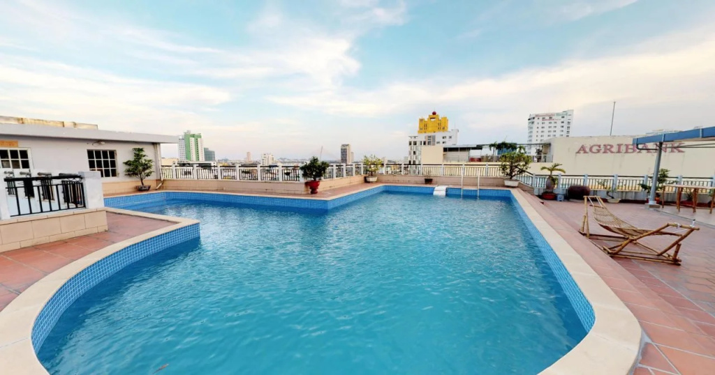 Orient Hotel