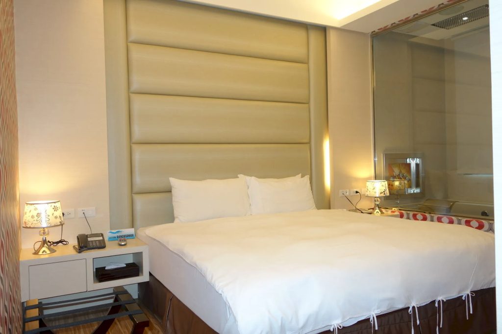 Skylight bnb