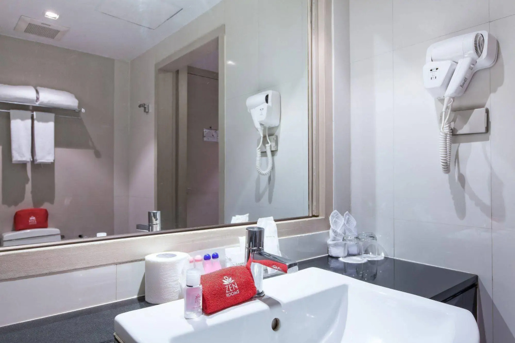ZEN Premium Phangmuang Sai Kor Road