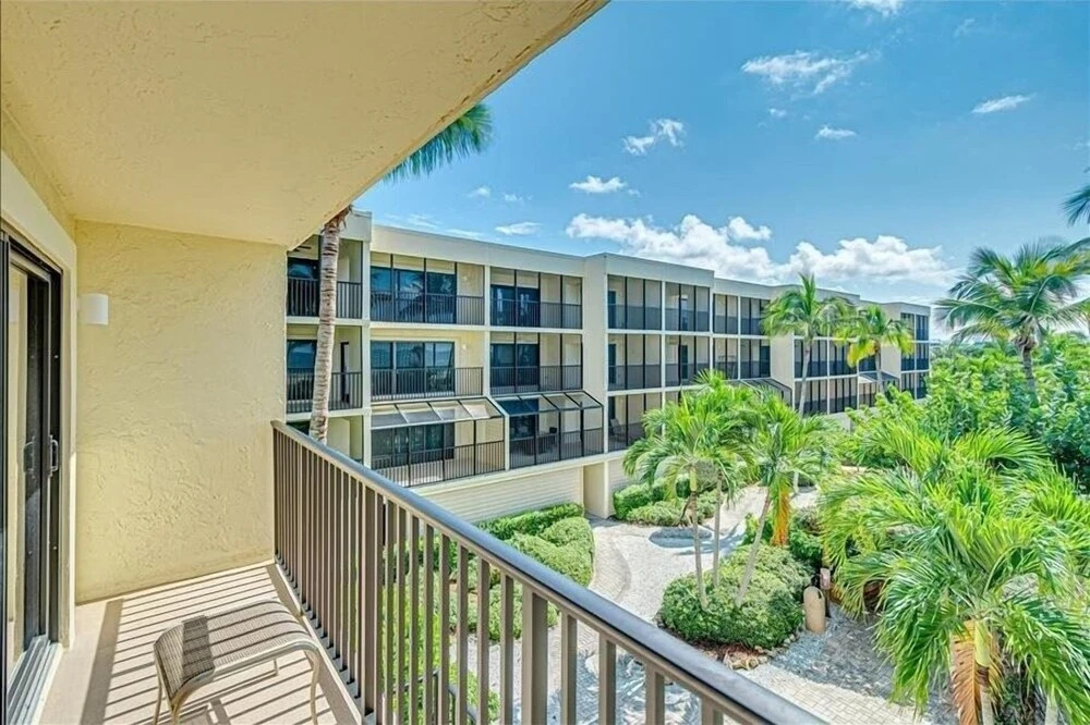 Sea Oats 241 2 Bedroom Condo by RedAwning