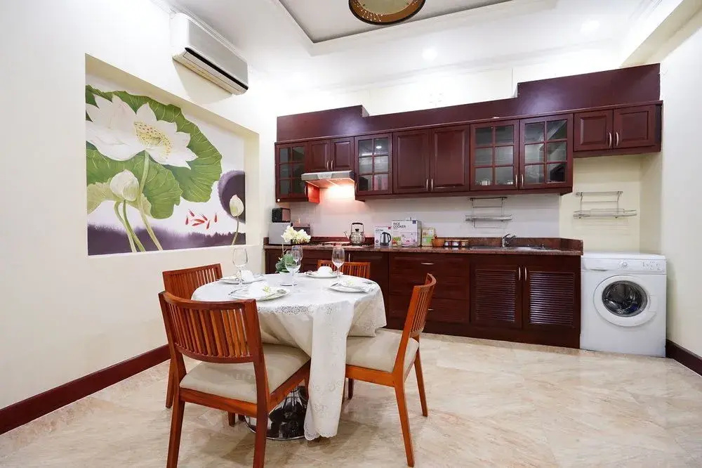 HoLo Garcerie Saigon Serviced HomeStay