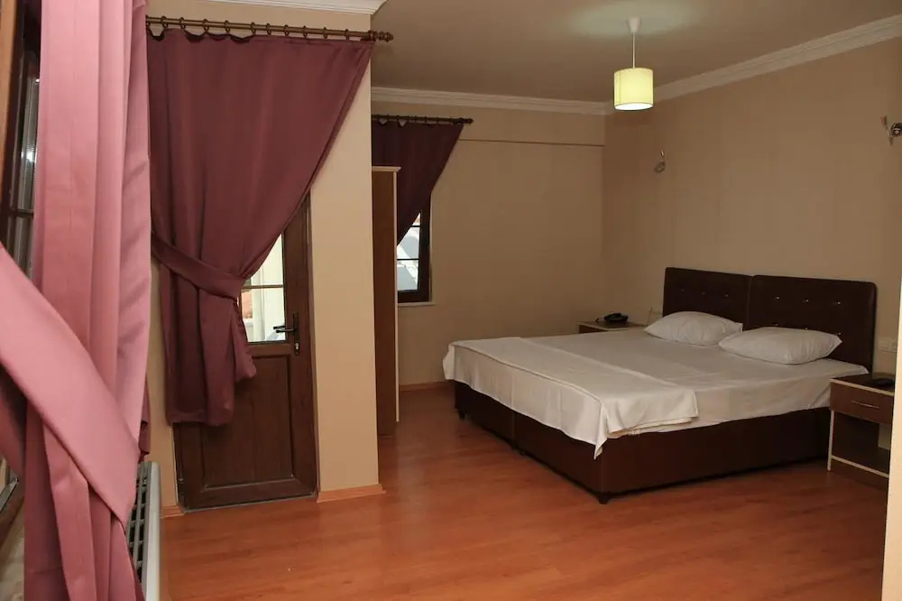 Cansizoglu Hotel
