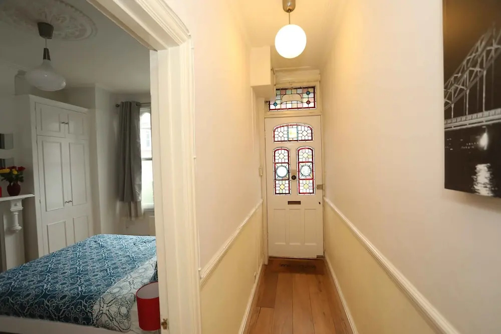 Huge 3 Bed Garden Flat