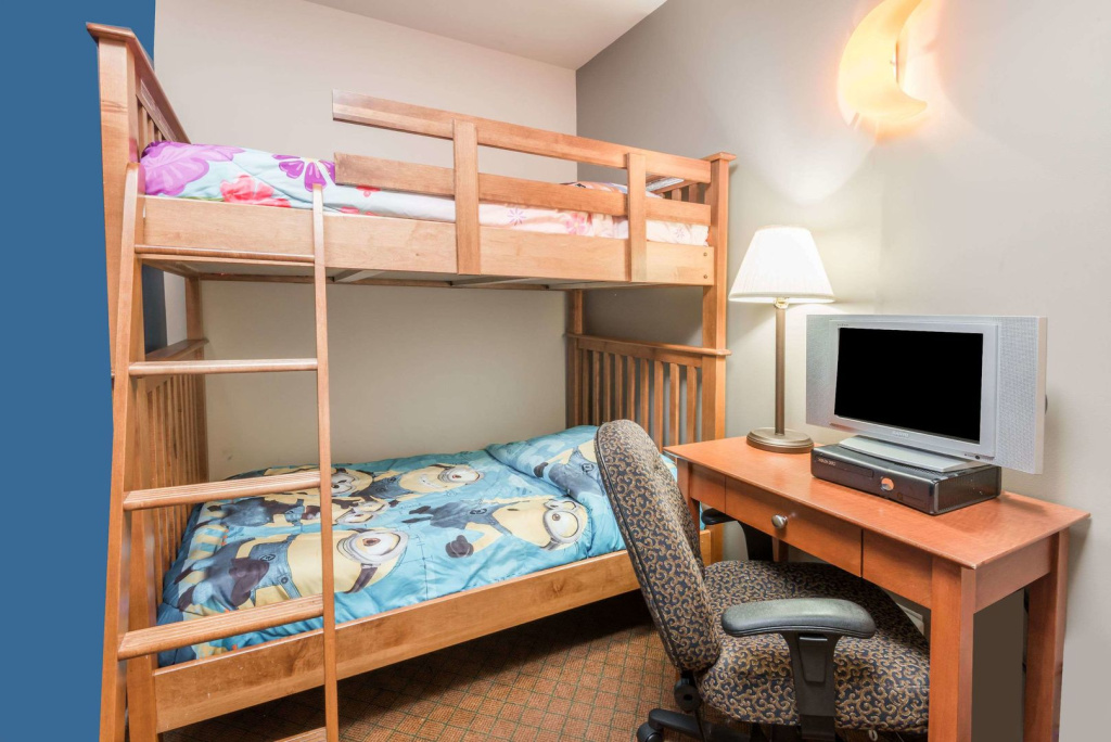 Super 8 by Wyndham Sainte Agathe Des Monts
