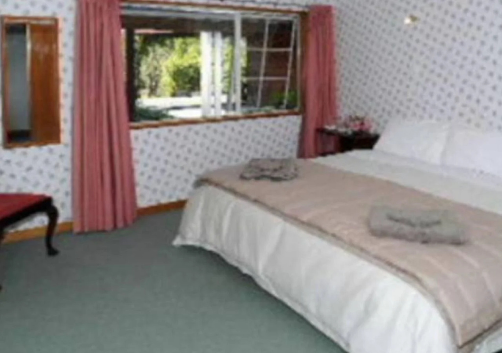 Silver Peaks Lodge