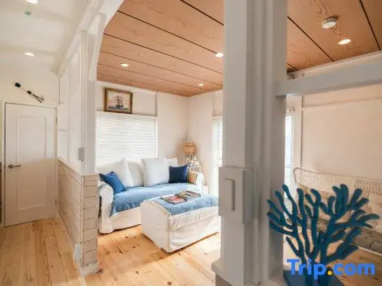 Beach House Akiya