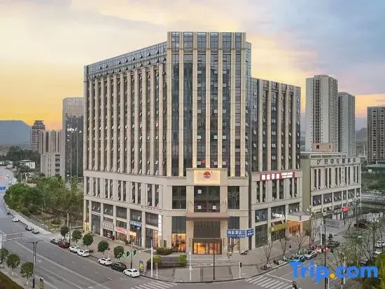 Zhaixing Hotel (Bazhong High-Speed Rail East Station)