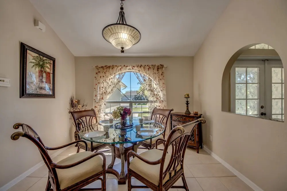 Villa Seas the Day - Heated Pool & Private