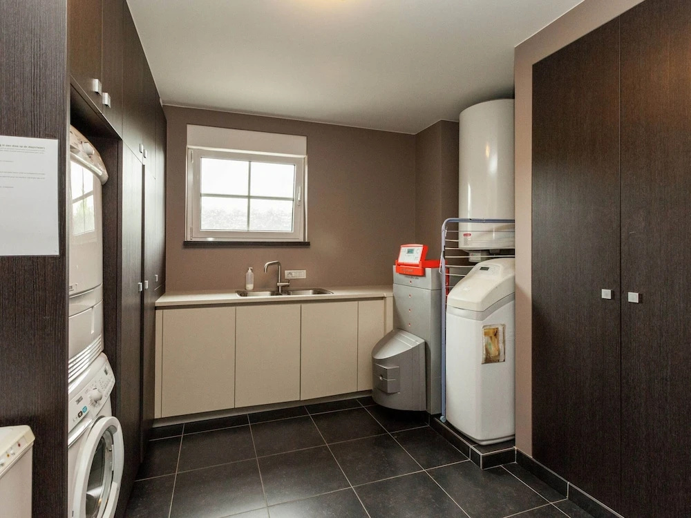 Beautiful Villa with Sauna & Hot Tub in the Region Haspengouw