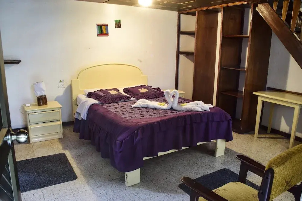 Hostal Santa Cruz Backpackers