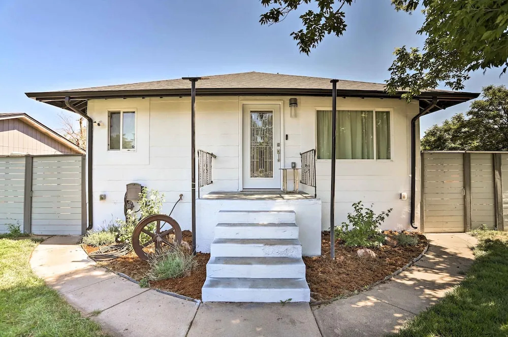 Denver Retreat w/ Yard ~ 4 Mi to Downtown!