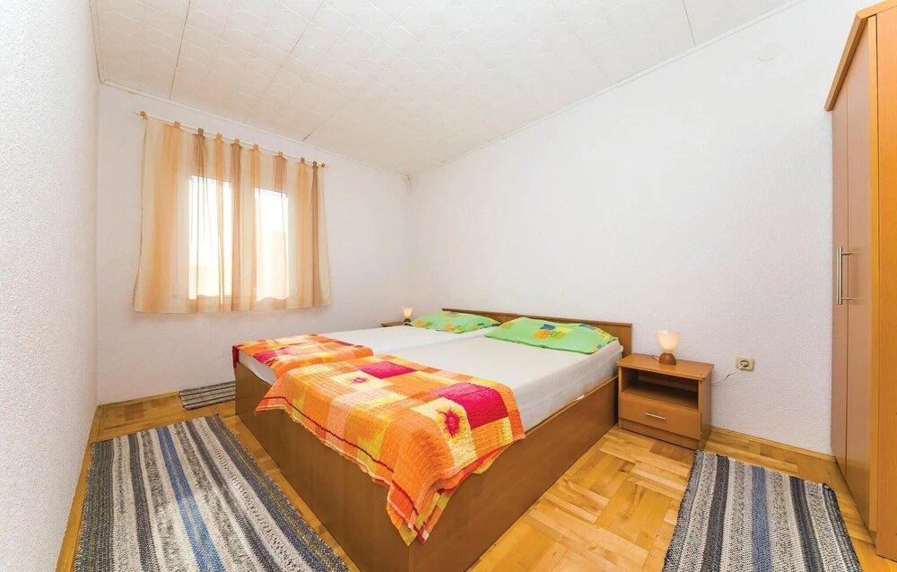 Amazing Home in Rogoznica With Wifi and 2 Bedrooms
