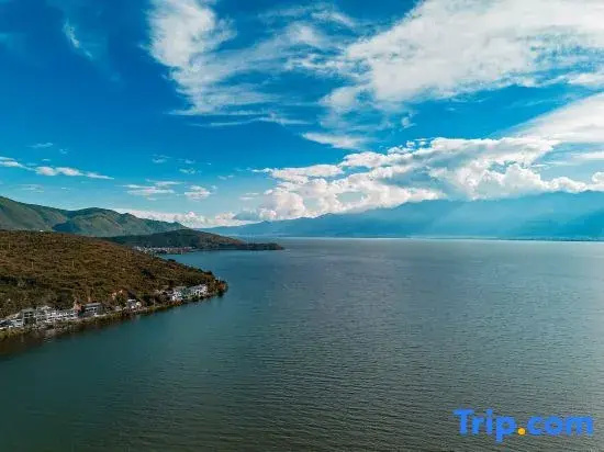 Yueqiwu Scenic Apartment (Shuanglang Erhai Lake)