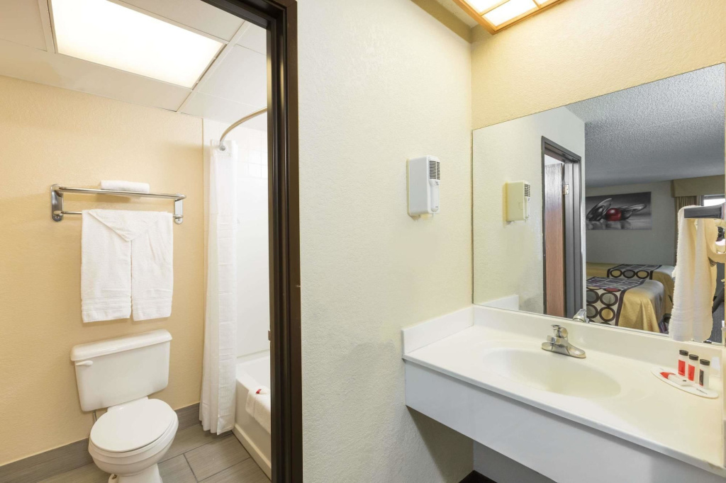 Woodland Inn and Suites Extended Stay