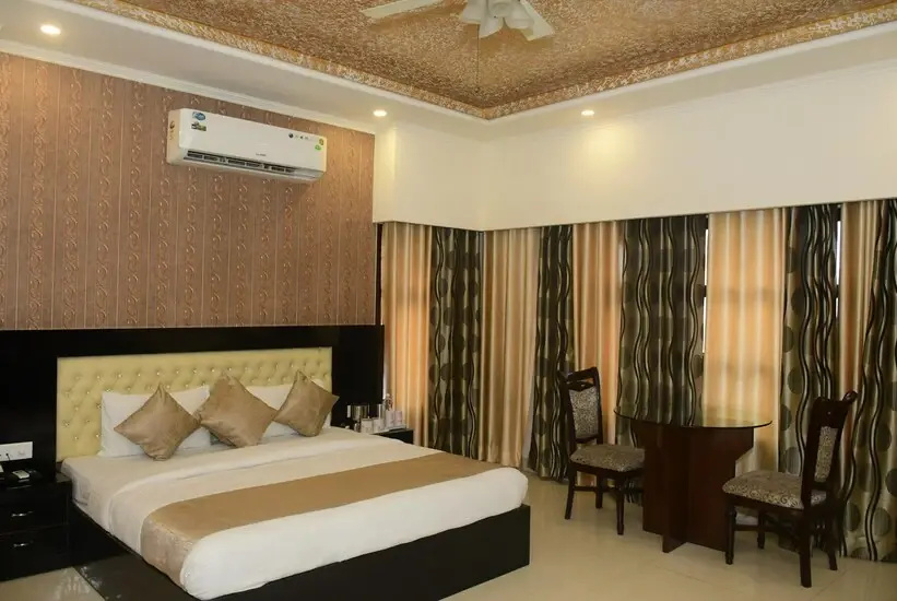 Hotel Pancham Continental