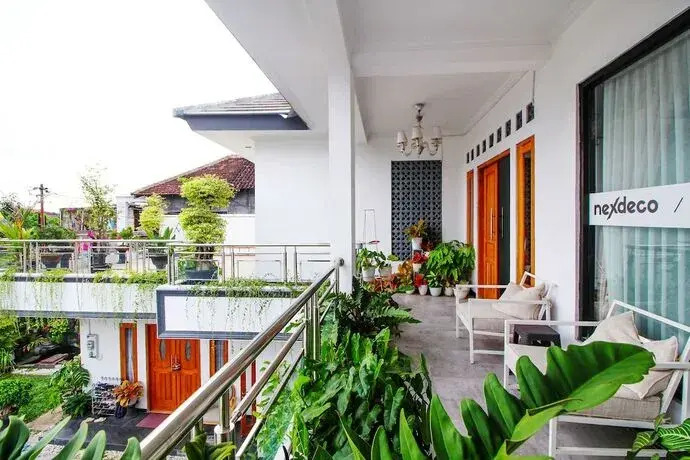 Collection O 91605 Nexdeco House Homestay Syariah