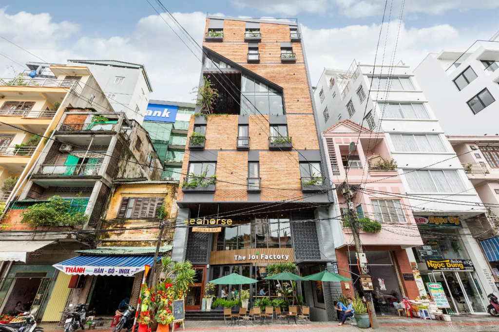 Seahorse Han Market Da Nang Apartment by Haviland