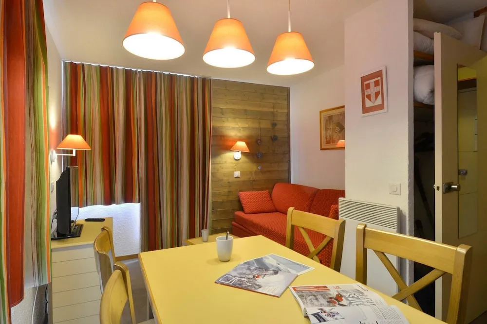 Belle Plagne Divisible Studio on the Resort Center for 4 People of 23mâ² Cs1101