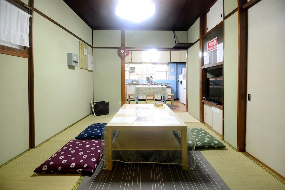 Samurai Apartment