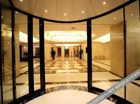 Wangwushan Hotel (Xinyao City Plaza Branch of Jiyuan Railway Station)
