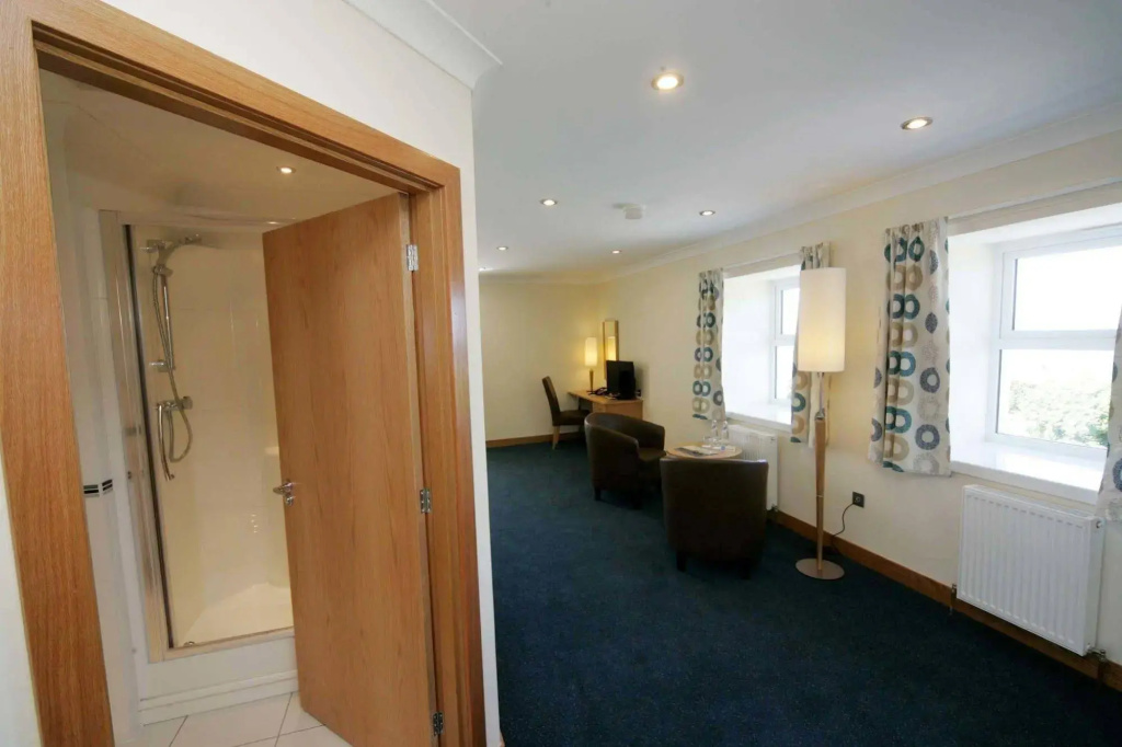 Woodland Bay Hotel