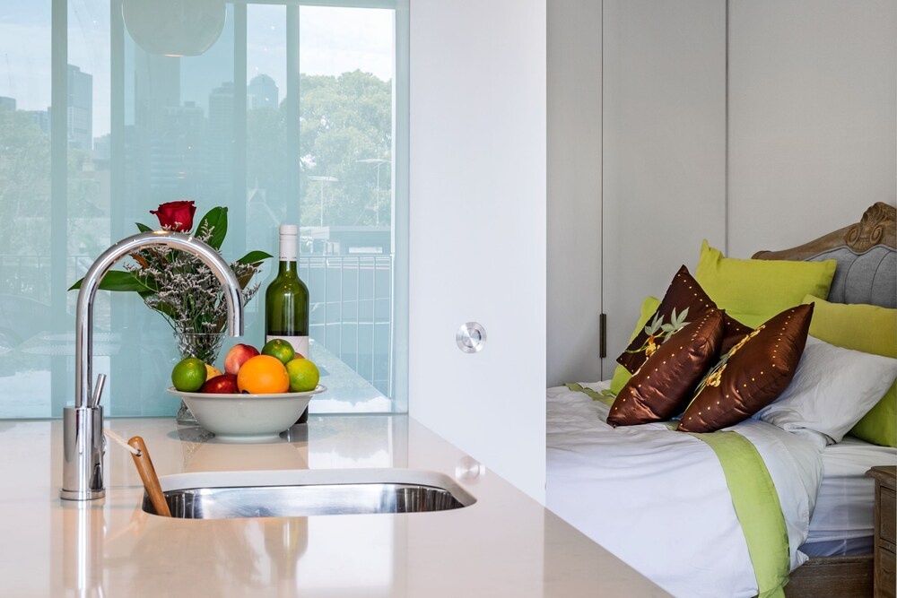 Roomerang at Momentum Apartments 2