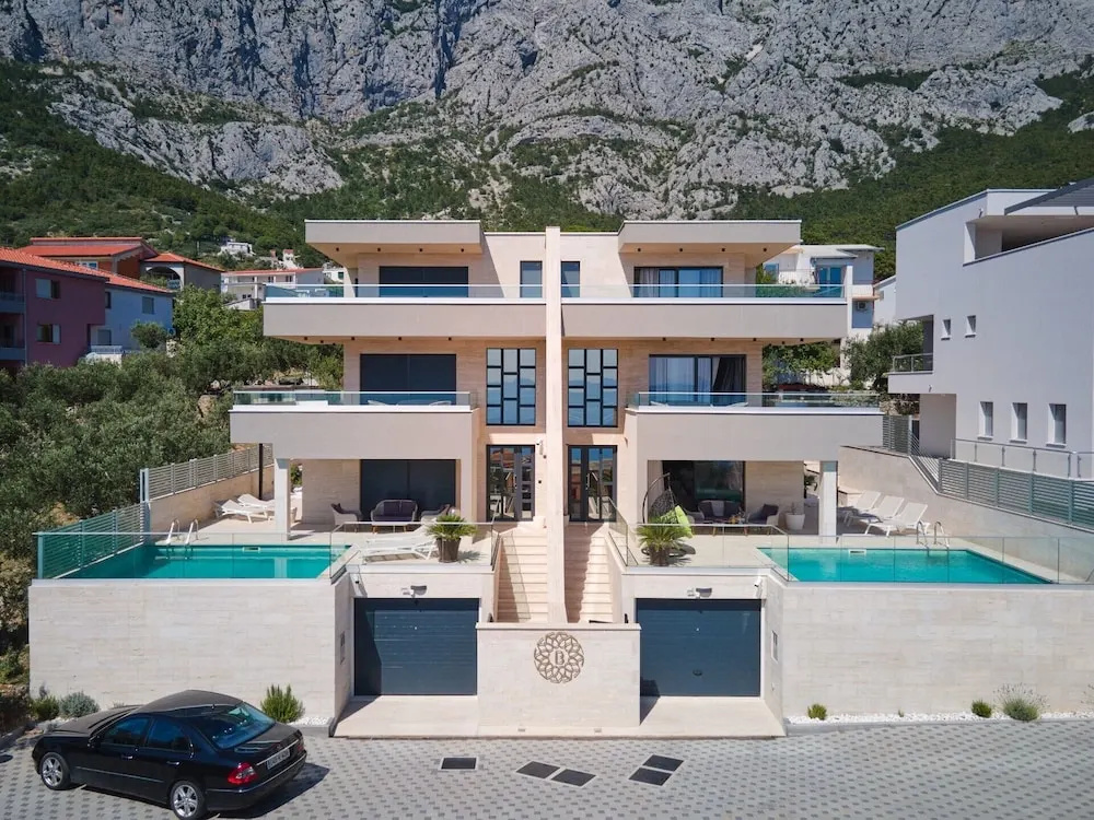 Barbarella Luxury Villas