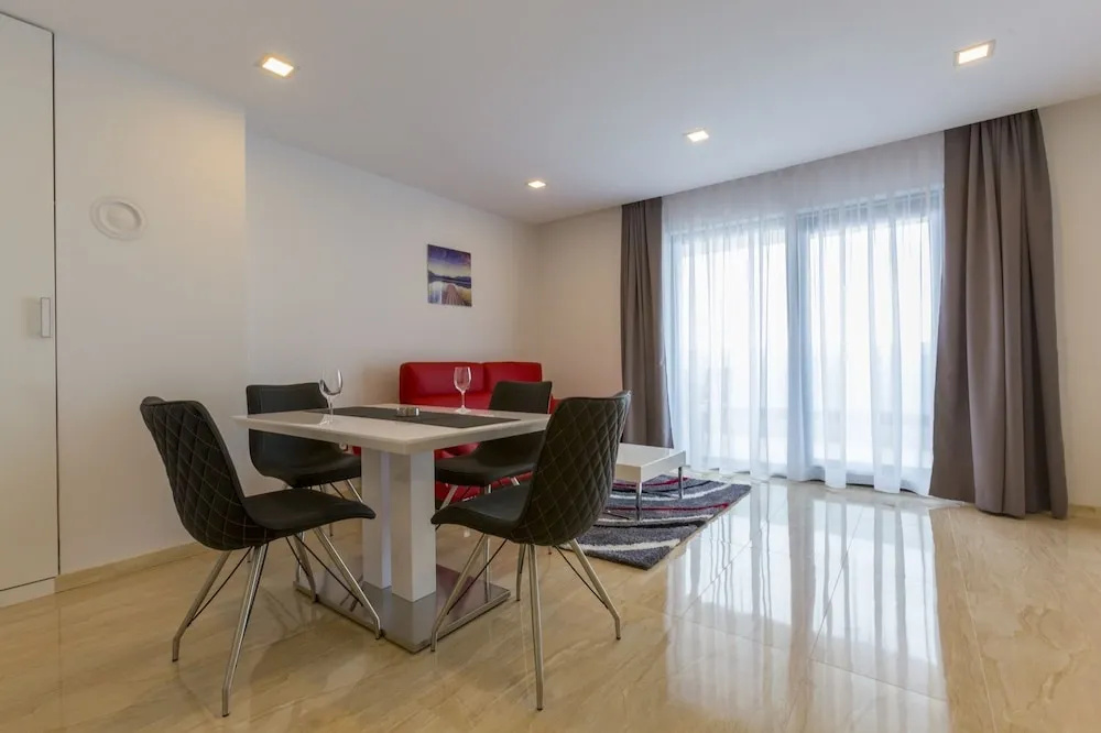 Luxury Aparthotel